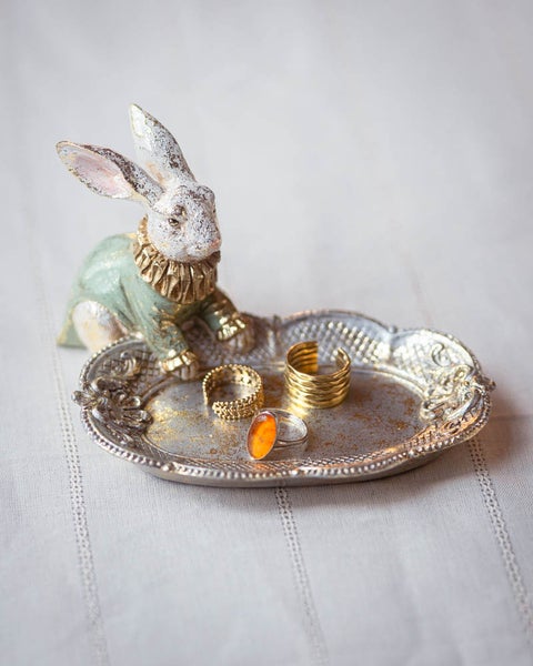 pieni pupuvati kolme v&auml;ri&auml;